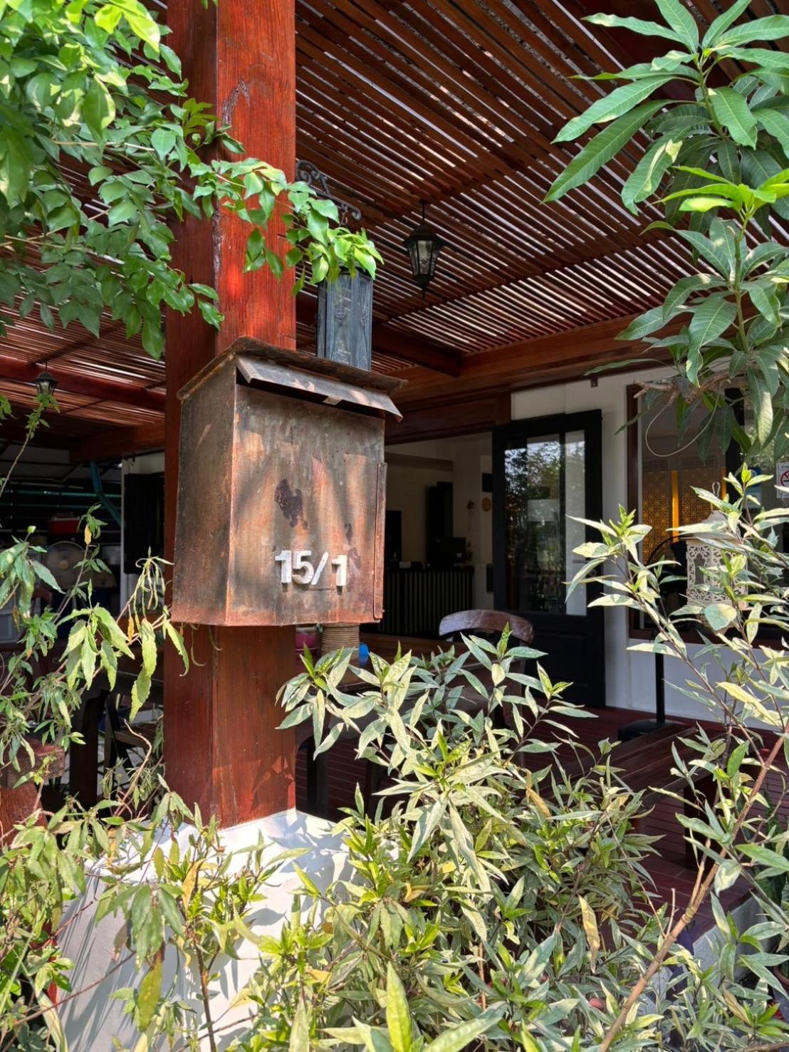 Yindee Stylish Guesthouse Чиангмай Экстерьер фото