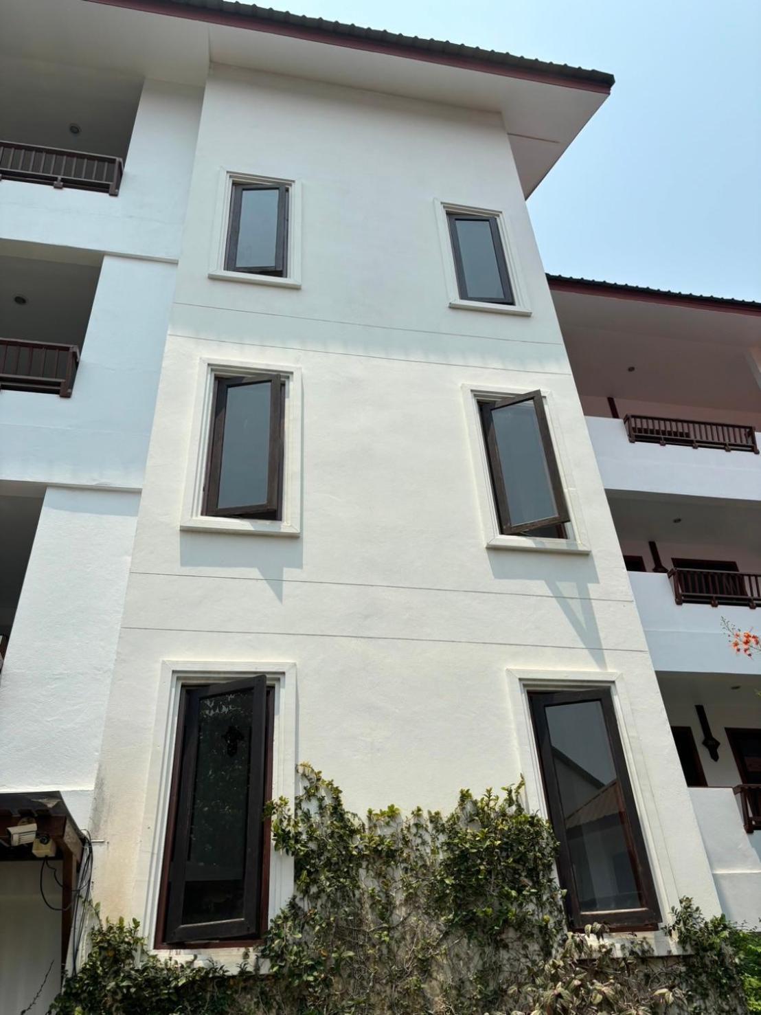 Yindee Stylish Guesthouse Чиангмай Экстерьер фото